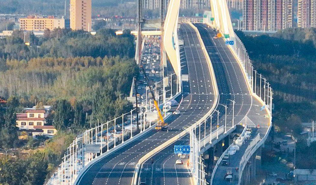 济南黄河大桥扩建项目.jpg